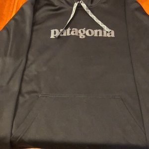 Long sleeve Patagonia hoodie